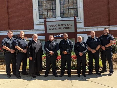 The Canton Police .